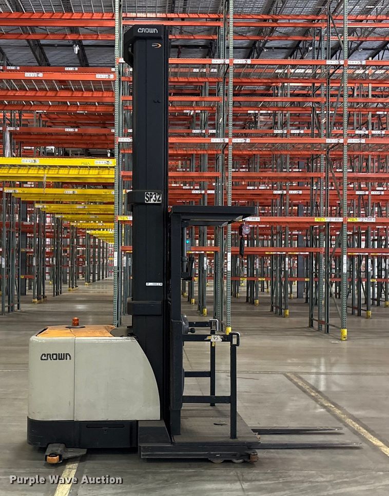 image for item EU4529 2018 Crown SP4050-30 order picker