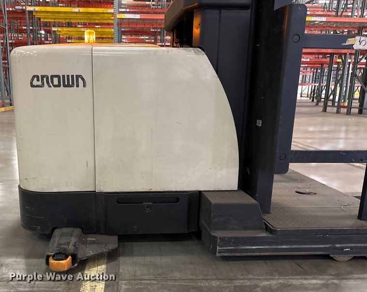 image for item EU4529 2018 Crown SP4050-30 order picker