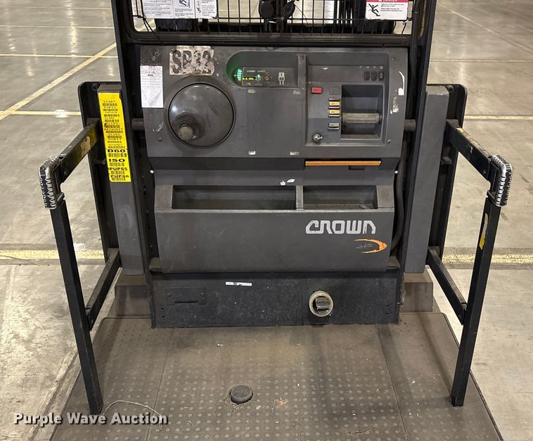 image for item EU4529 2018 Crown SP4050-30 order picker