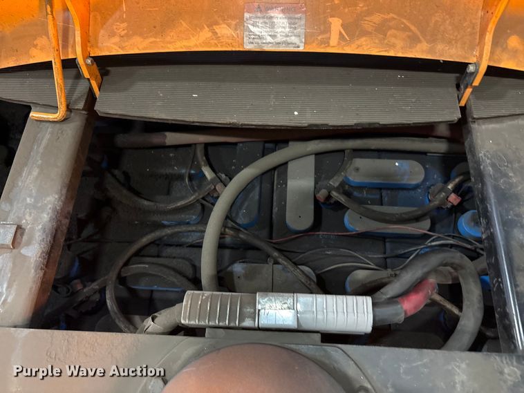 image for item EU4529 2018 Crown SP4050-30 order picker