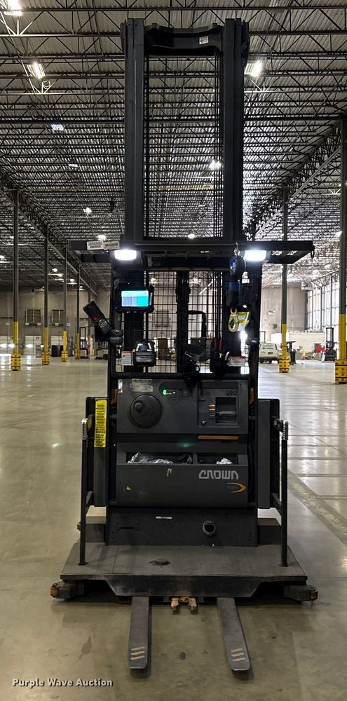 image for item EU4530 2018 Crown SP4050-30 order picker