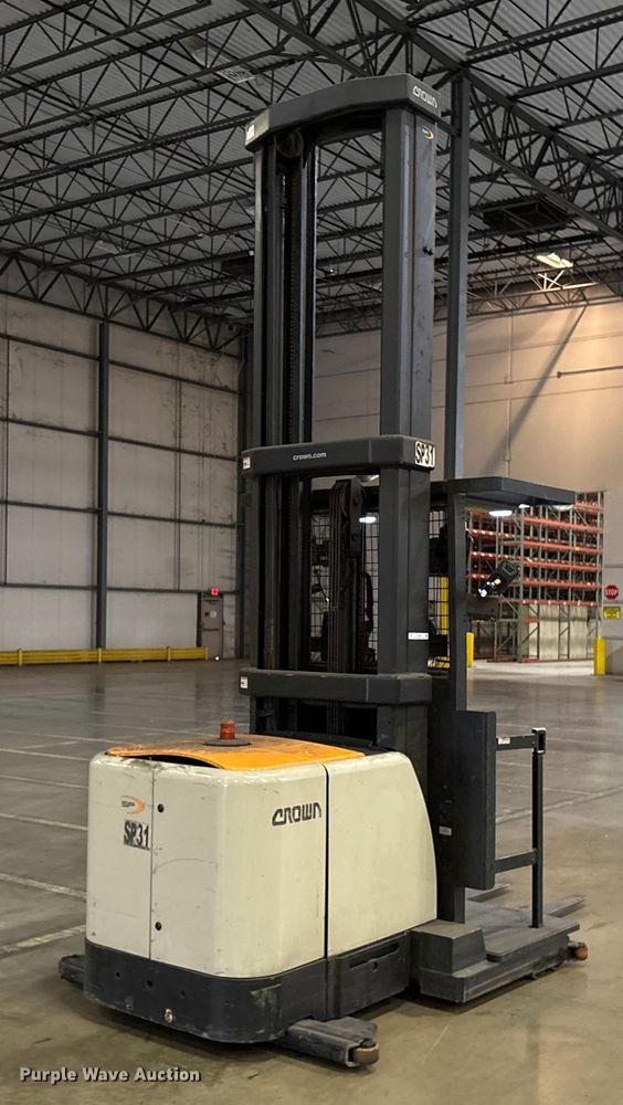 image for item EU4530 2018 Crown SP4050-30 order picker