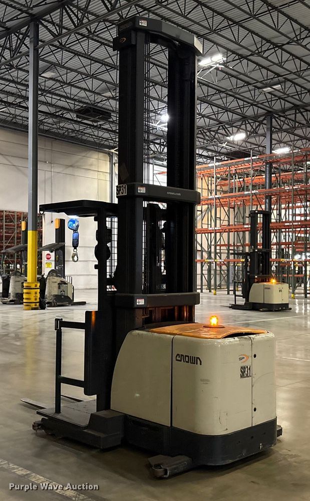 image for item EU4530 2018 Crown SP4050-30 order picker