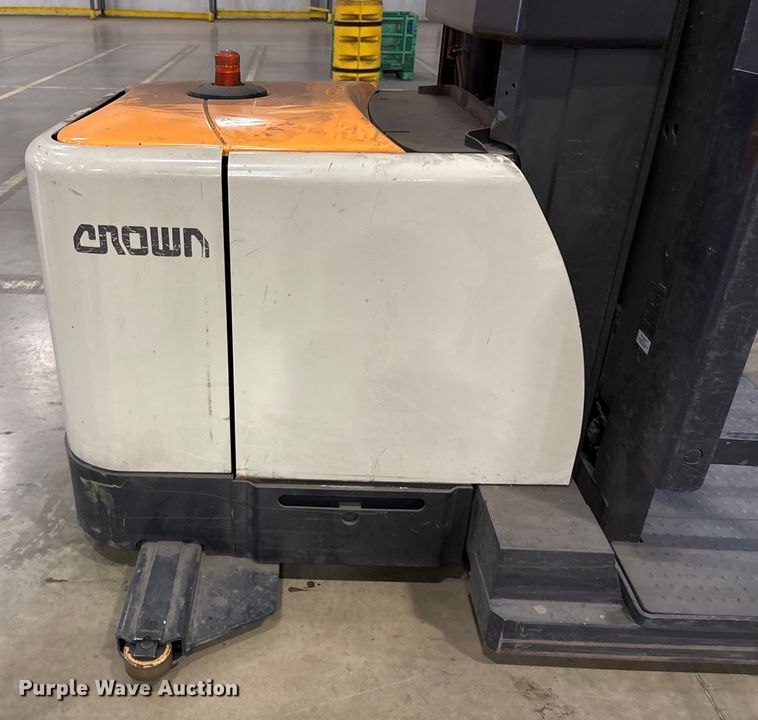 image for item EU4530 2018 Crown SP4050-30 order picker