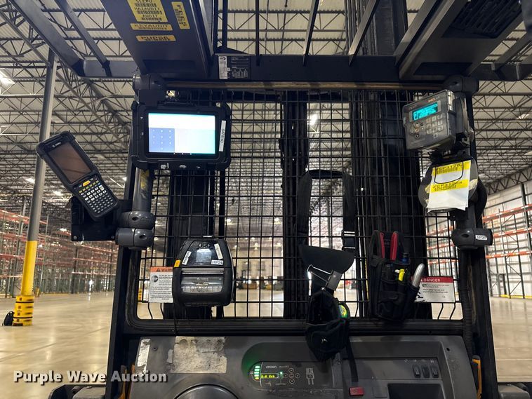 image for item EU4530 2018 Crown SP4050-30 order picker