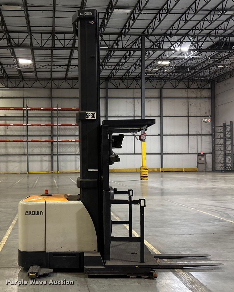 image for item EU4531 2018 Crown SP4050-30 order picker