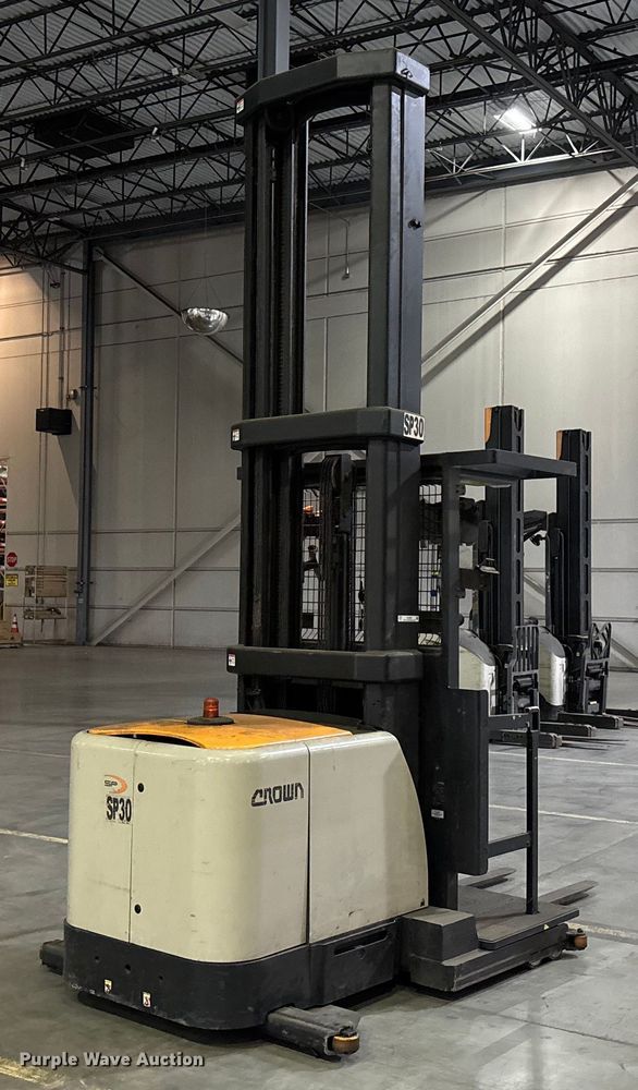 image for item EU4531 2018 Crown SP4050-30 order picker