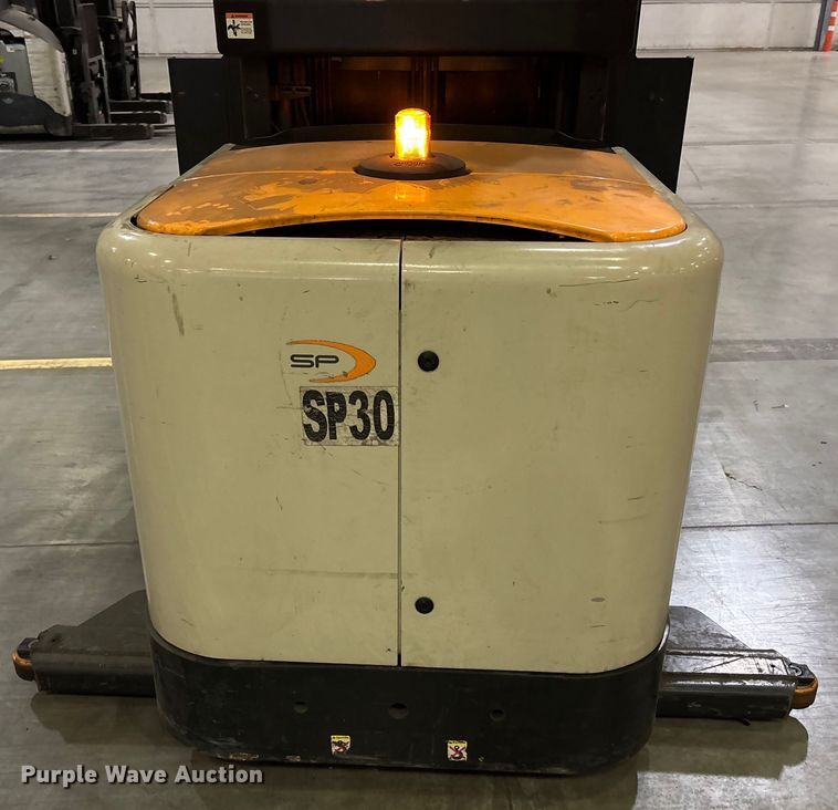 image for item EU4531 2018 Crown SP4050-30 order picker