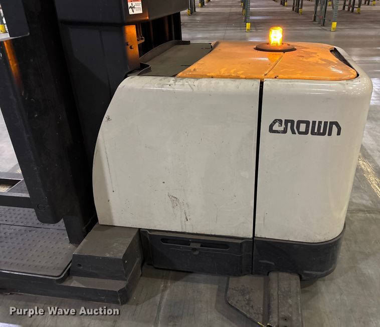 image for item EU4531 2018 Crown SP4050-30 order picker