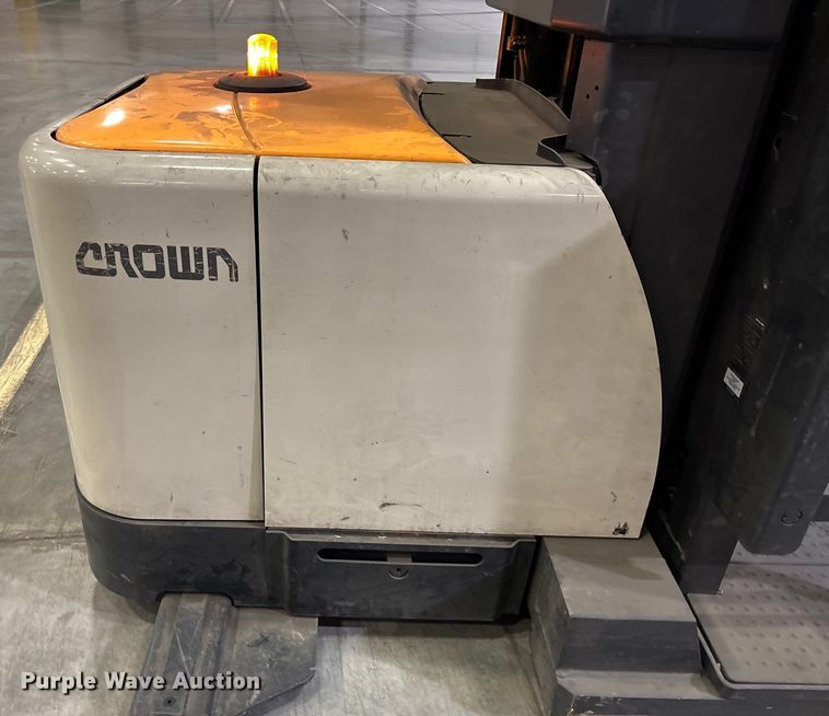 image for item EU4531 2018 Crown SP4050-30 order picker