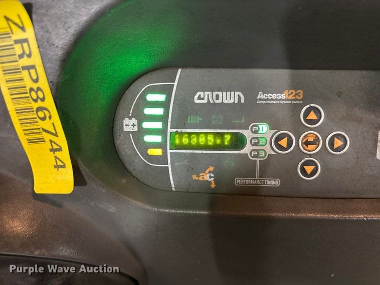 image for item EU4531 2018 Crown SP4050-30 order picker