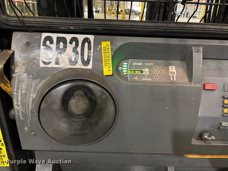 image for item EU4531 2018 Crown SP4050-30 order picker