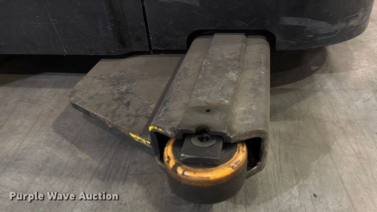 image for item EU4531 2018 Crown SP4050-30 order picker