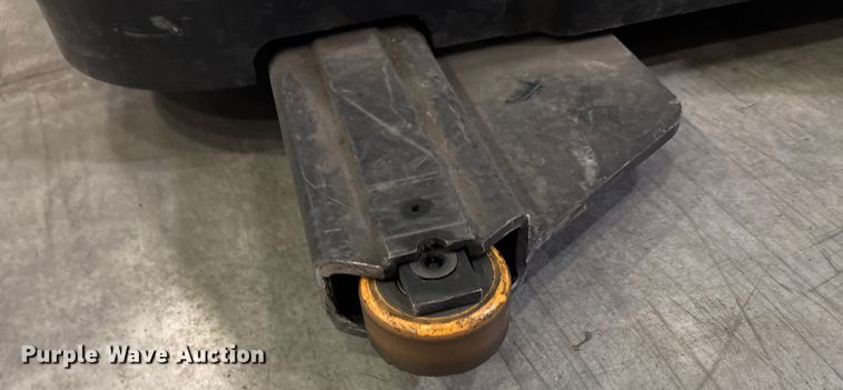 image for item EU4531 2018 Crown SP4050-30 order picker