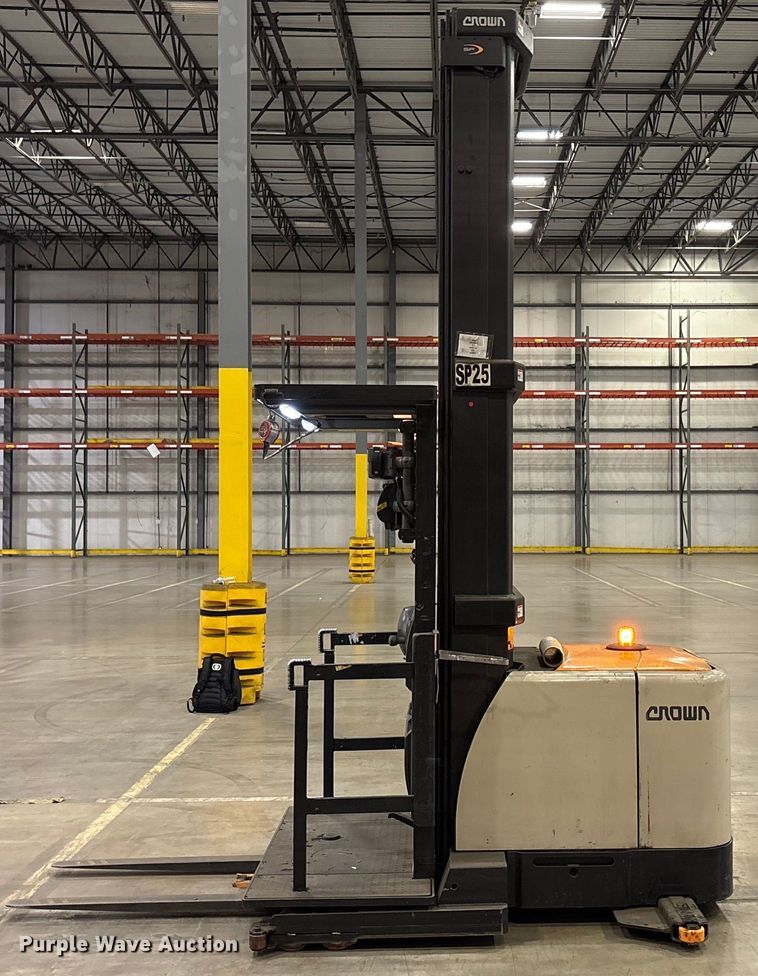 image for item EU4532 2018 Crown SP4050-30  order picker