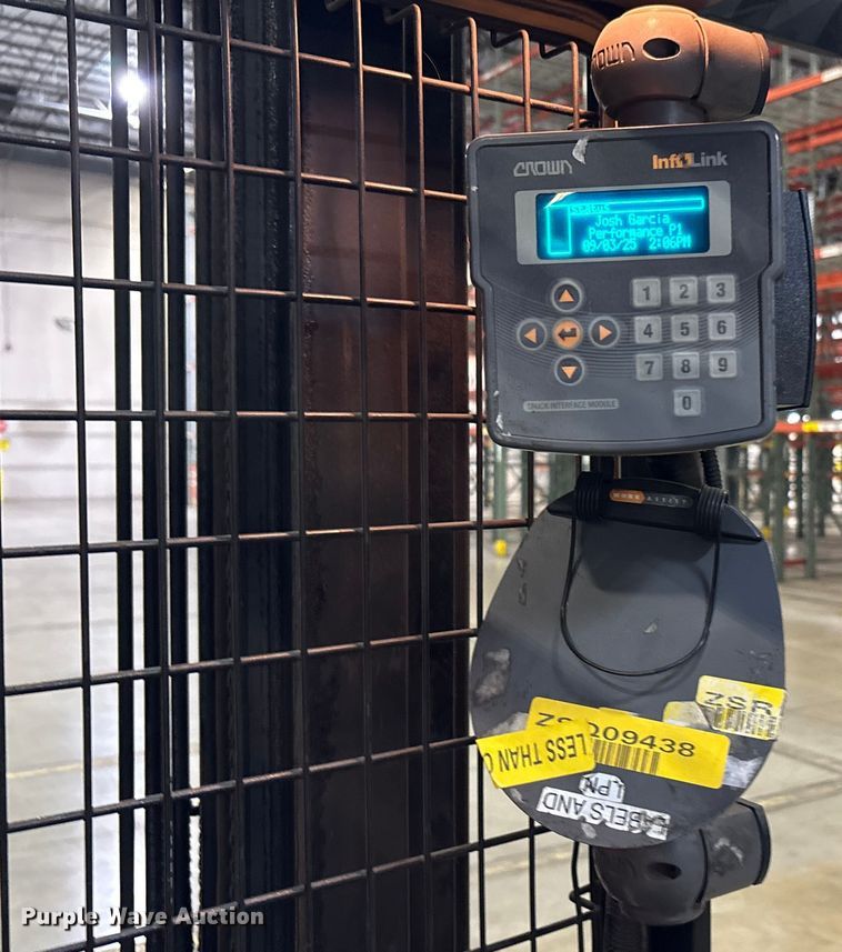 image for item EU4532 2018 Crown SP4050-30  order picker