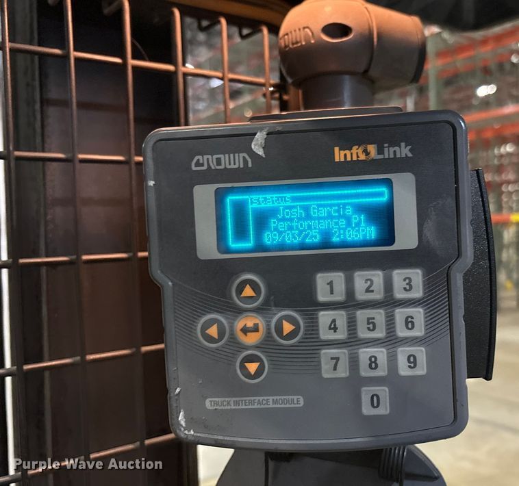 image for item EU4532 2018 Crown SP4050-30  order picker