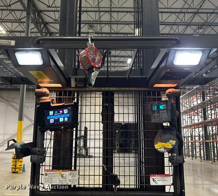 image for item EU4532 2018 Crown SP4050-30  order picker