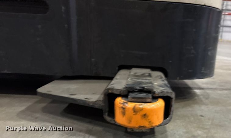 image for item EU4532 2018 Crown SP4050-30  order picker