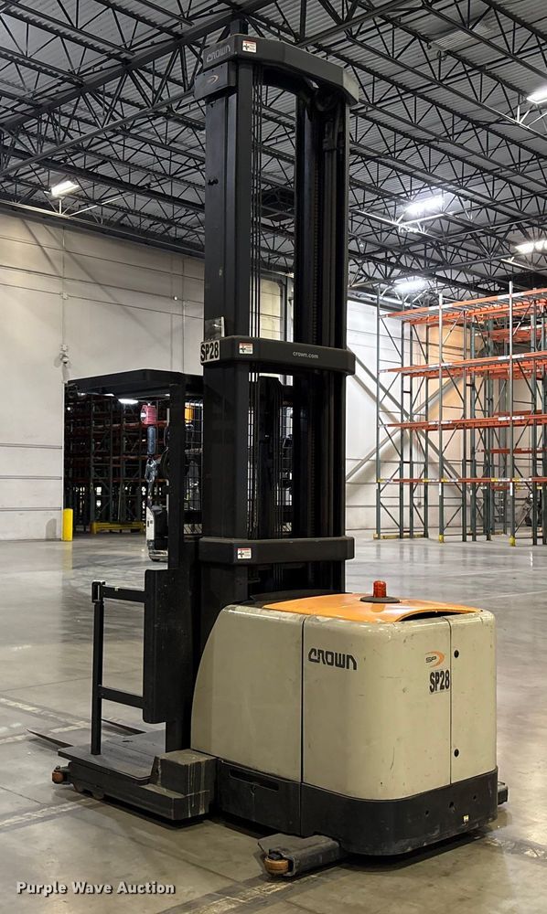 image for item EU4533 2018 Crown SP4050-30 order picker