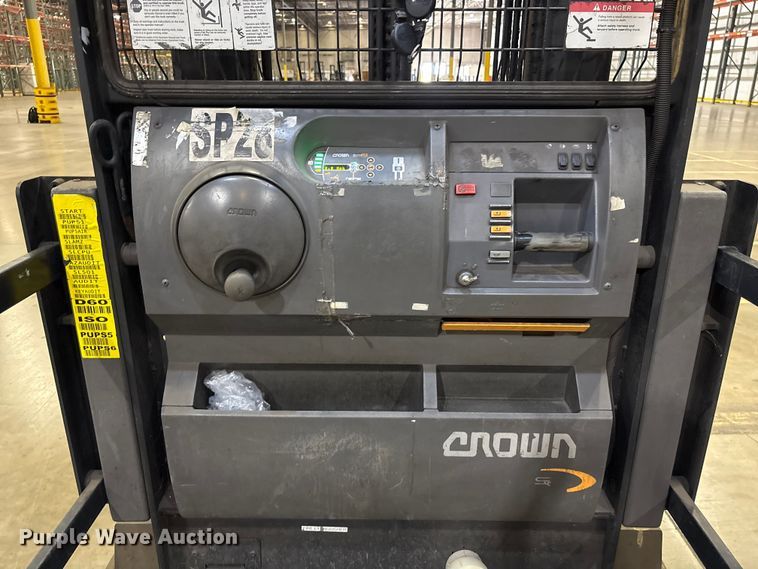 image for item EU4533 2018 Crown SP4050-30 order picker