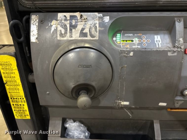 image for item EU4533 2018 Crown SP4050-30 order picker