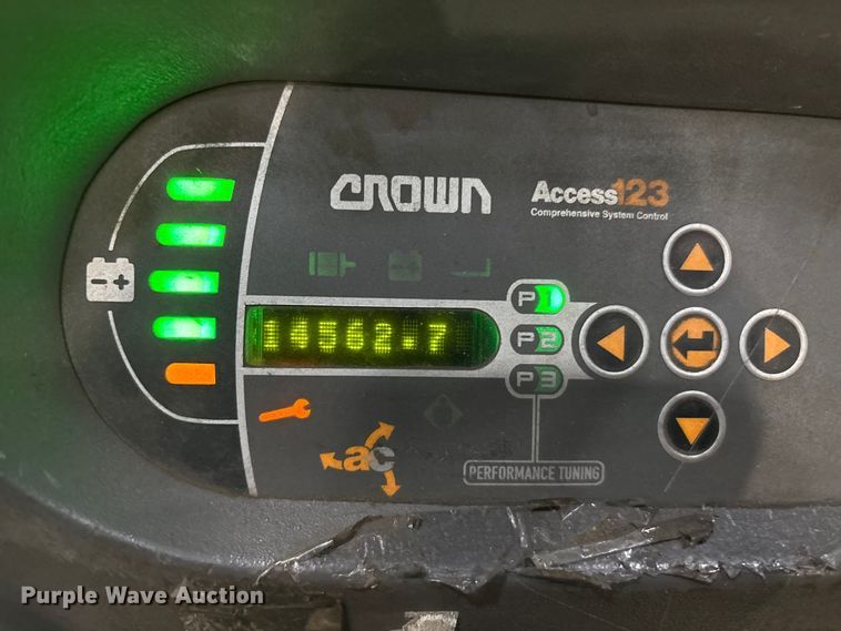 image for item EU4533 2018 Crown SP4050-30 order picker