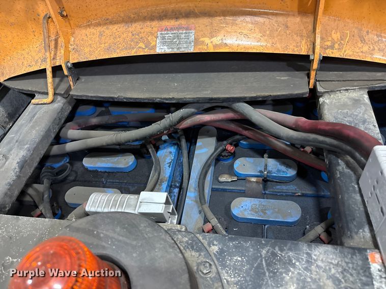 image for item EU4533 2018 Crown SP4050-30 order picker