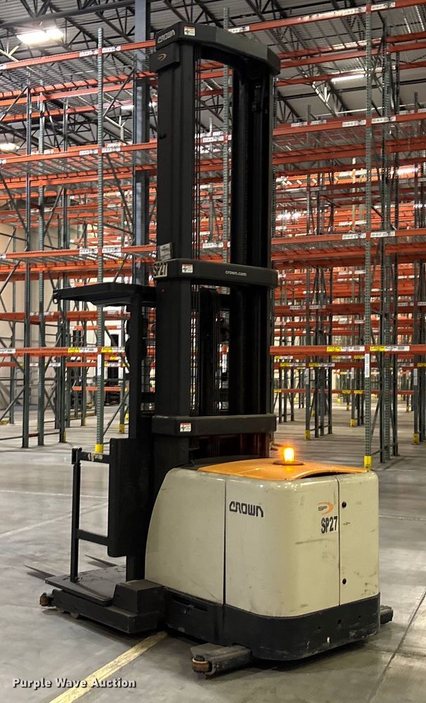 image for item EU4534 2018 Crown SP4050-30 order picker