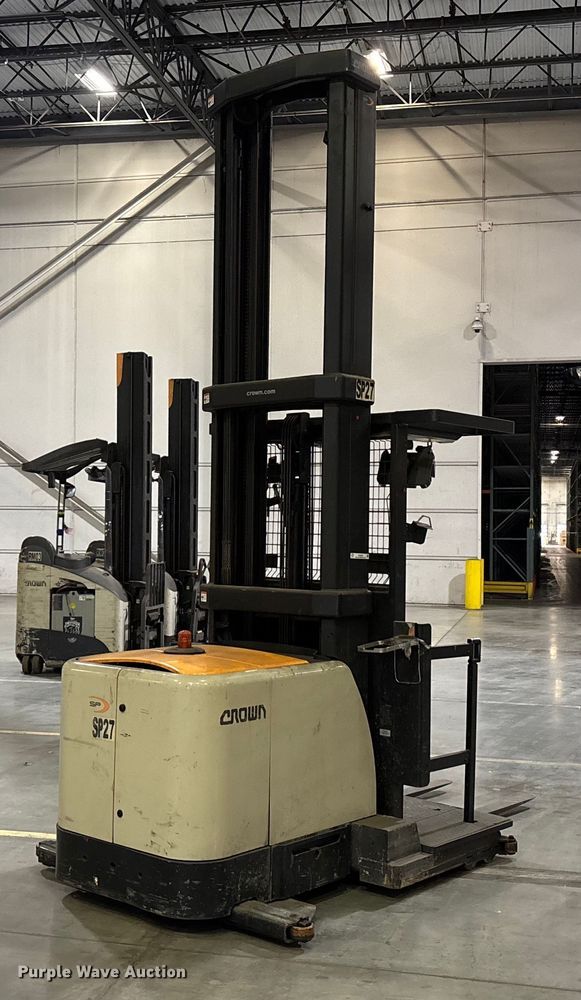 image for item EU4534 2018 Crown SP4050-30 order picker