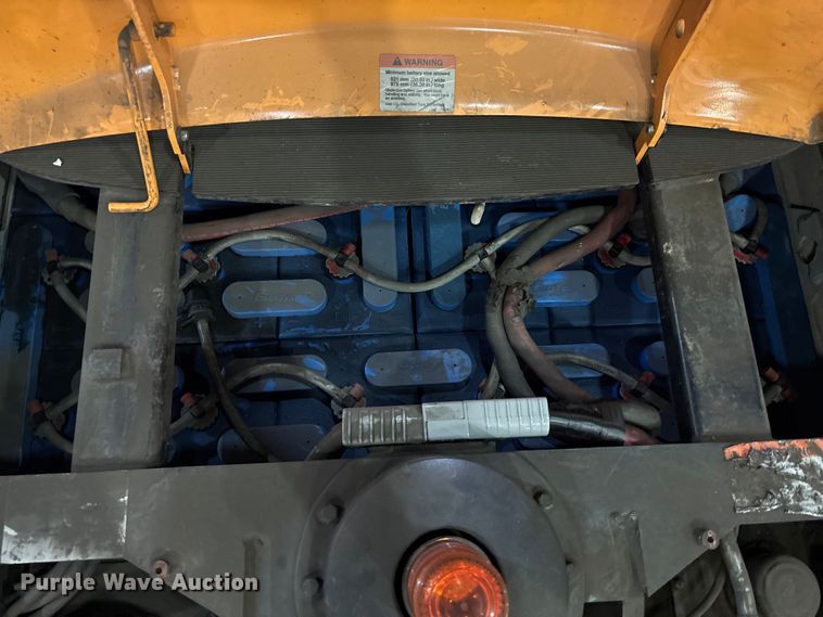 image for item EU4534 2018 Crown SP4050-30 order picker