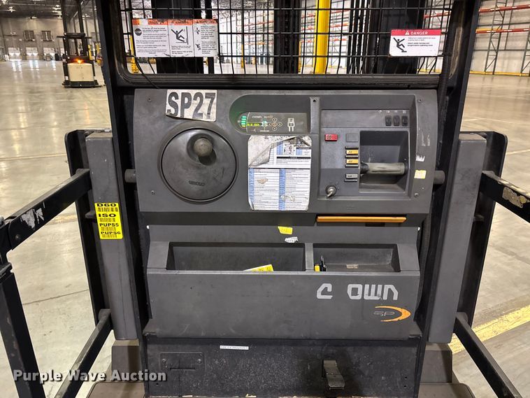 image for item EU4534 2018 Crown SP4050-30 order picker