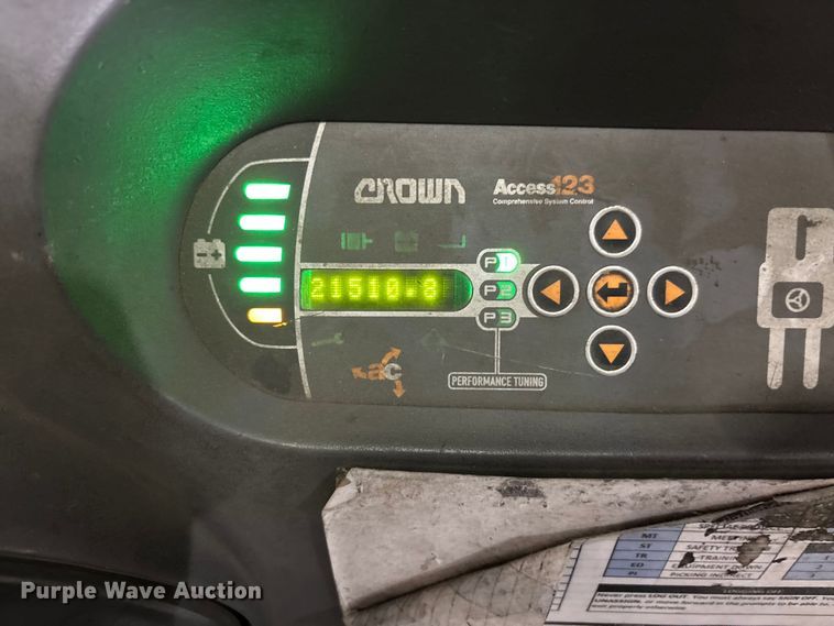 image for item EU4534 2018 Crown SP4050-30 order picker