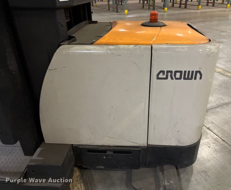 image for item EU4534 2018 Crown SP4050-30 order picker