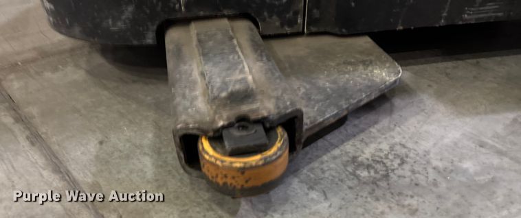 image for item EU4534 2018 Crown SP4050-30 order picker