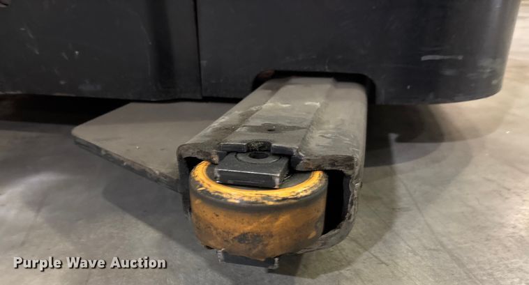 image for item EU4534 2018 Crown SP4050-30 order picker