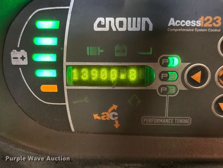 image for item EU4535 2018 Crown SP4050-30 order picker