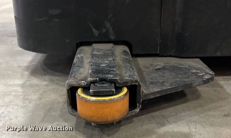 image for item EU4535 2018 Crown SP4050-30 order picker