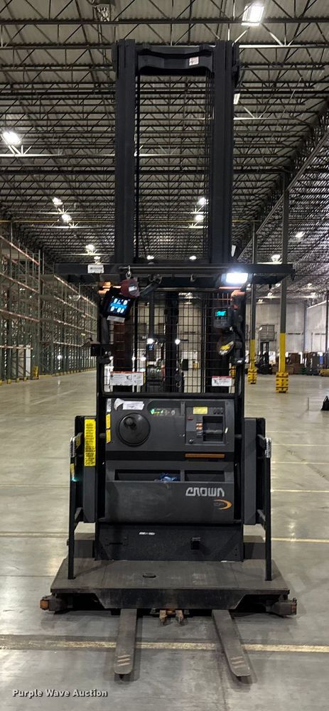 image for item EU4536 2018 Crown SP4050-30 order picker