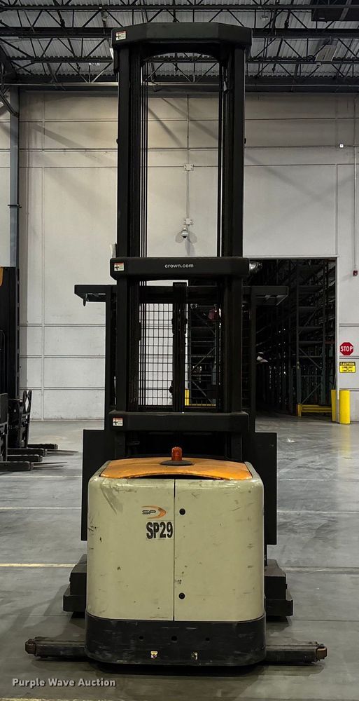 image for item EU4536 2018 Crown SP4050-30 order picker