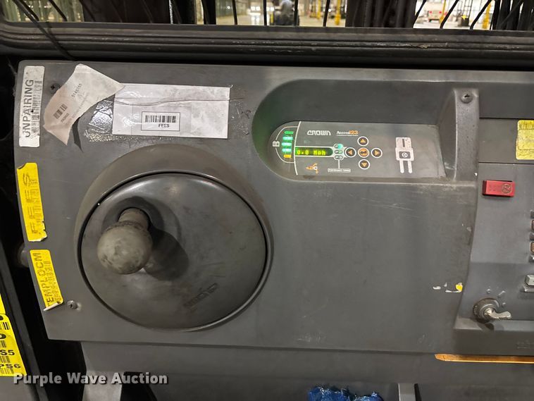 image for item EU4536 2018 Crown SP4050-30 order picker