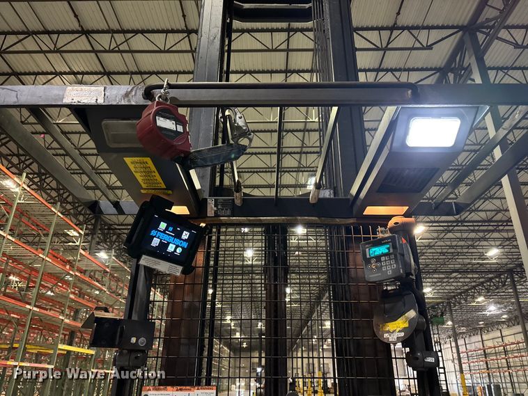 image for item EU4536 2018 Crown SP4050-30 order picker