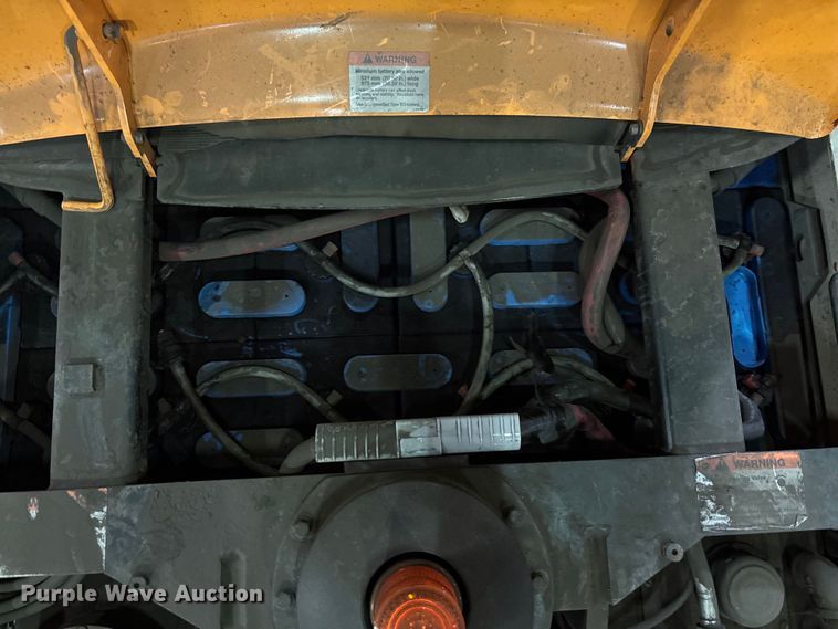 image for item EU4536 2018 Crown SP4050-30 order picker