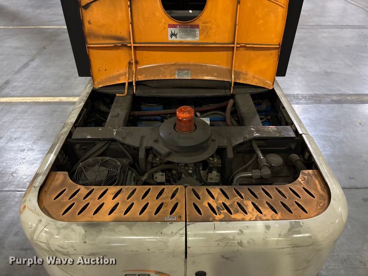 image for item EU4536 2018 Crown SP4050-30 order picker