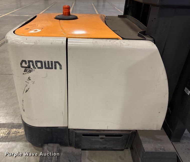 image for item EU4537 2018 Crown SP4050-30 order picker