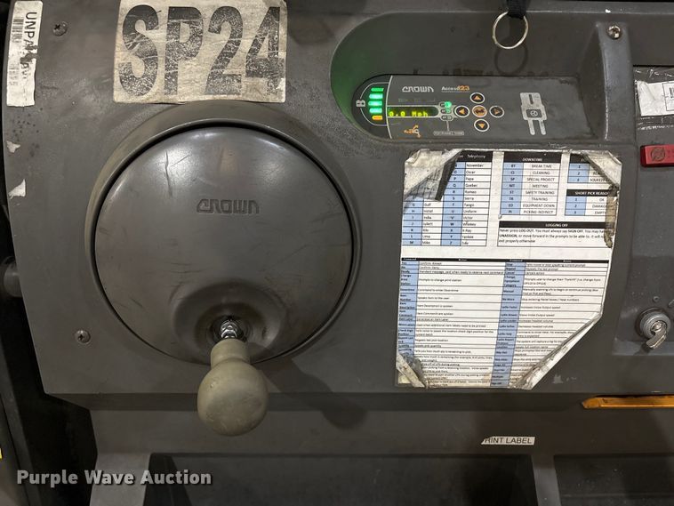 image for item EU4537 2018 Crown SP4050-30 order picker