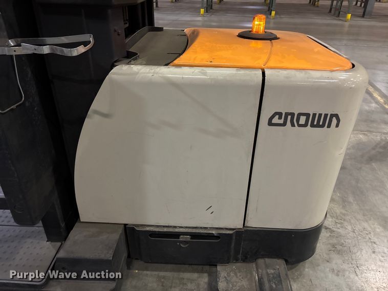 image for item EU4538 2018 Crown SP4050-30 order picker