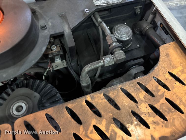 image for item EU4538 2018 Crown SP4050-30 order picker