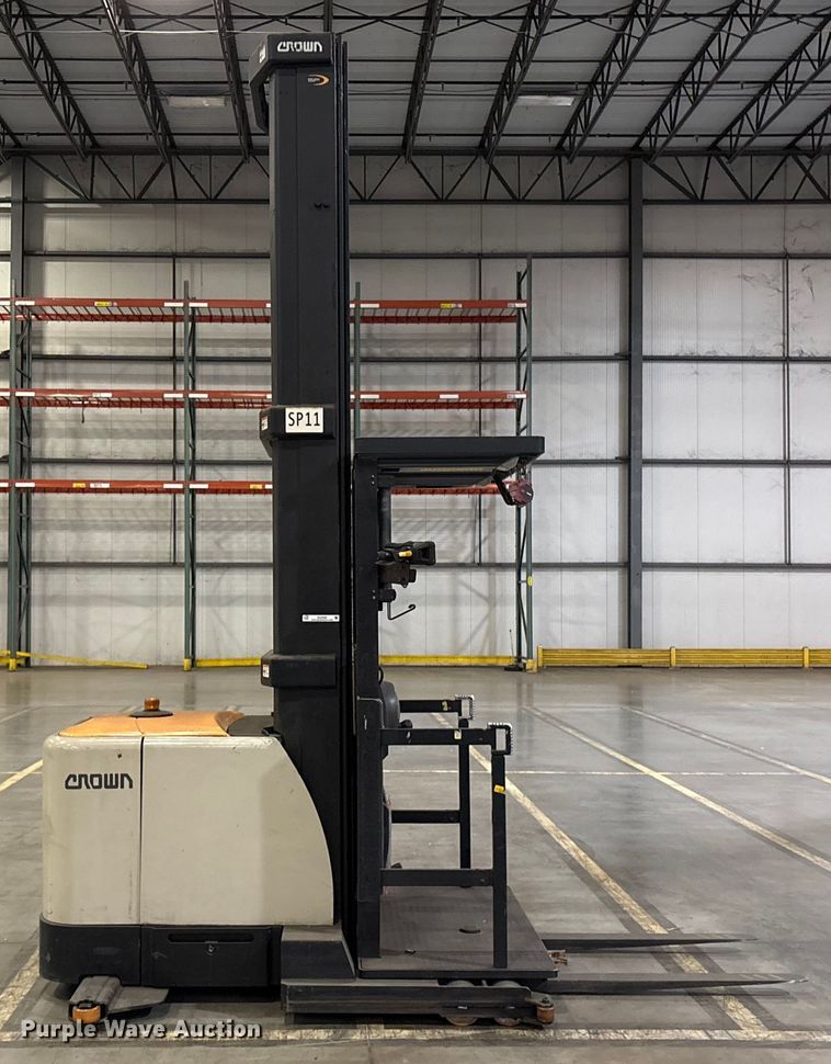 image for item EU4539 2017 Crown SP4050-30 order picker