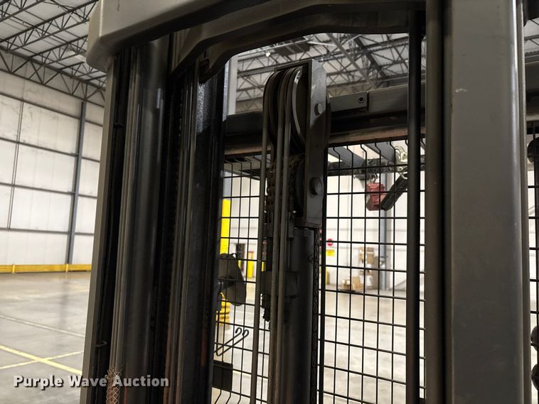 image for item EU4539 2017 Crown SP4050-30 order picker